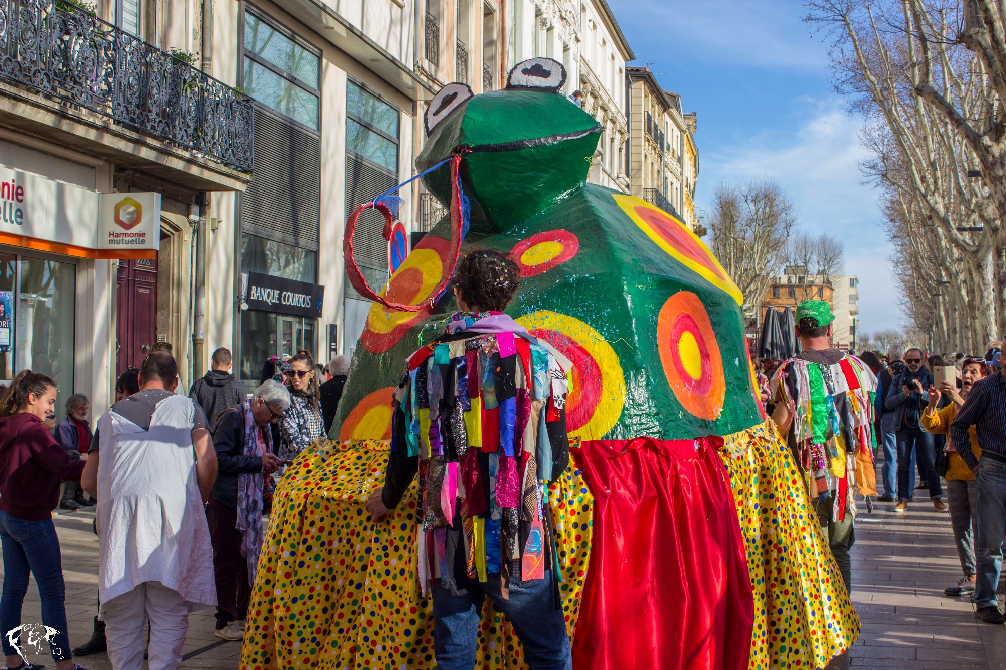 Carnaval de Narbonne sur la Méditerranée à Vélo