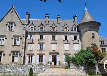 Château de Calmels - Lacaune, Tarn - G5024 - Gîtes
