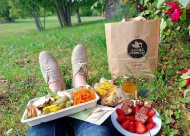 Dominique's picnic baskets