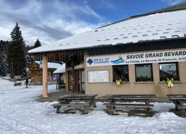 Extérieur neige Office du Tourisme en hiver
