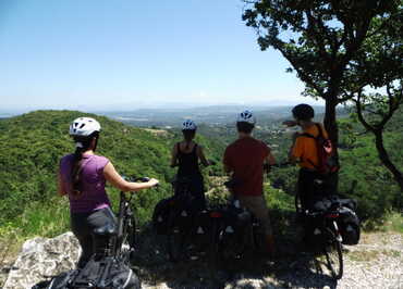 Bike or mountain bike hire with Itinéraires Vivarais