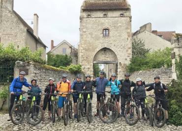 Organisation de jeux de piste à vélo et de sorties thématiques accompagnées pour groupes