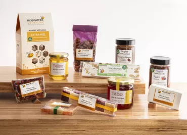 Discover the making of artisanal nougat with tasting at the Nougaterie du Pont d'Arc