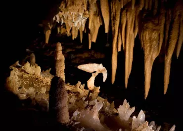 Grotte du Grand Roc
