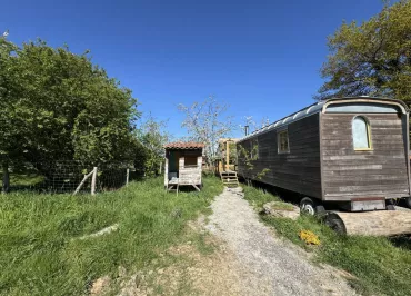 Roulotte à la ferme de Youna et Zélie