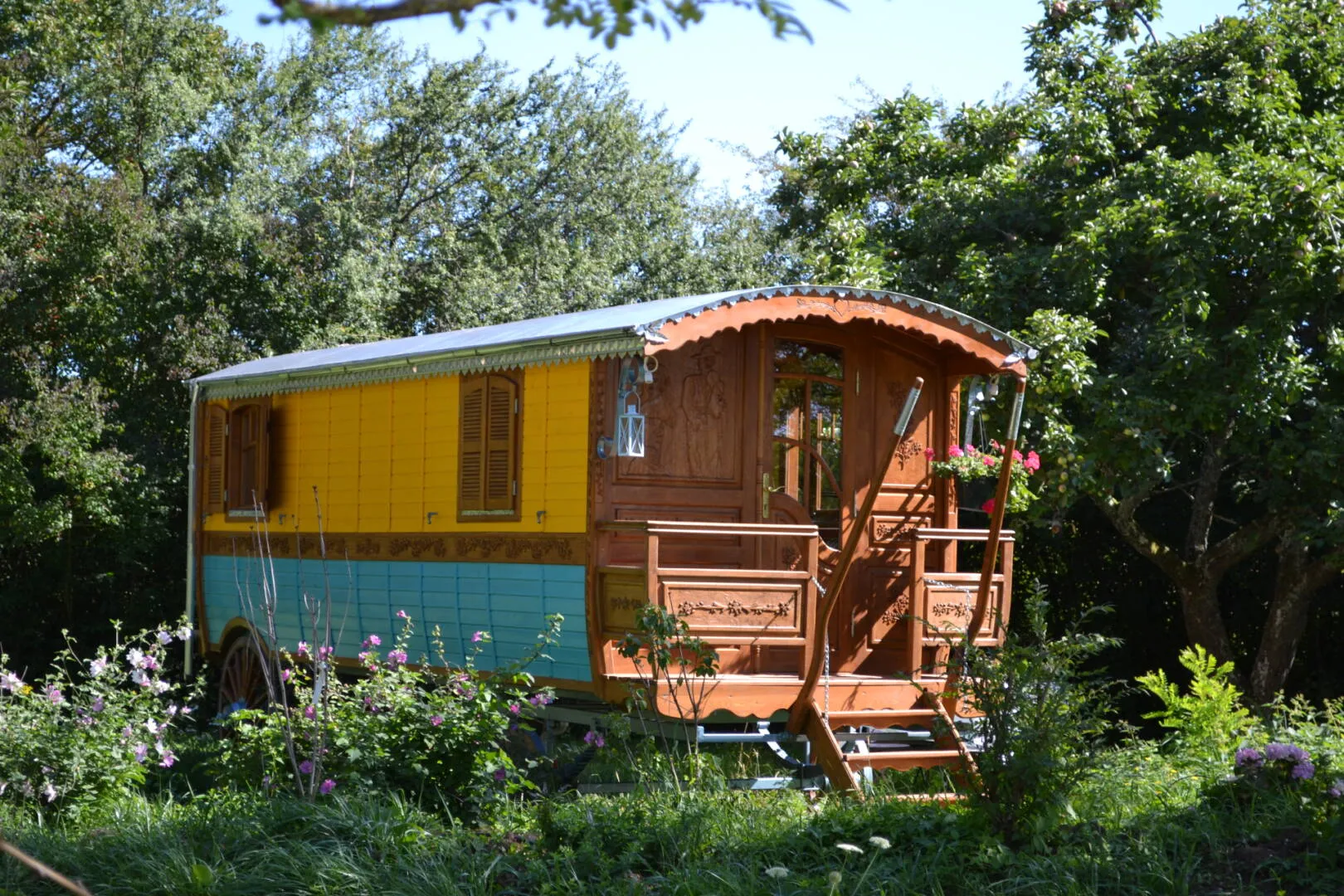 Family Ecolodge