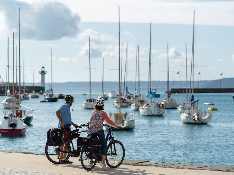 Port de Saint-Quay-Portrieux à vélo