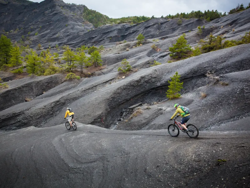 Immersion dans les terres noires à VTT