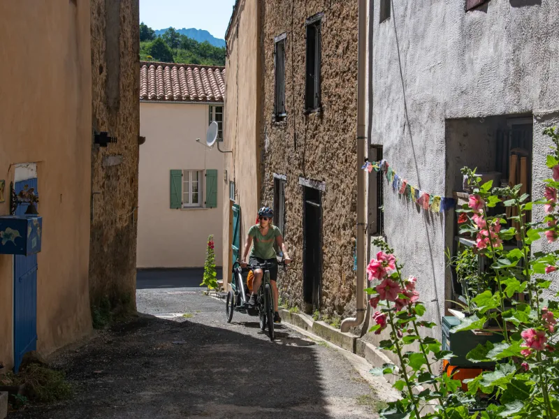 Ruelles du village de Bugarach