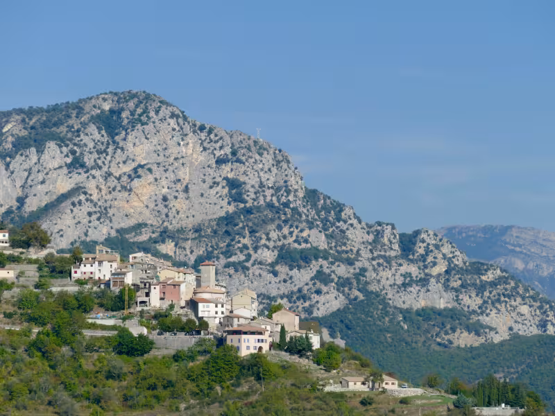 Le Village des Ferres