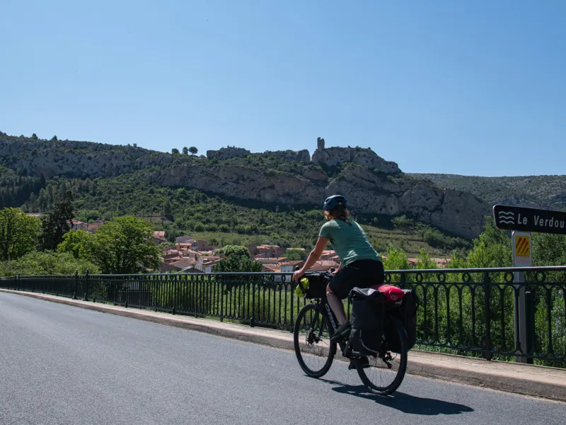 Vers Tautavel à vélo - La Vélosud