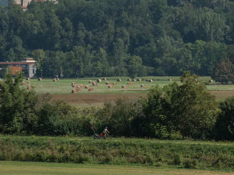 Entre champs et belles demeures sur La Vélosud