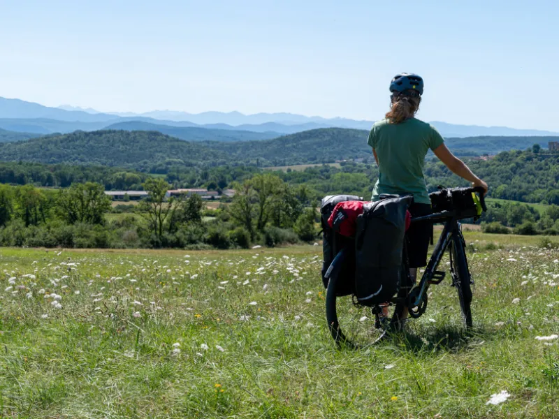 Panorama sur les contreforts Pyrénéens à Tréziers