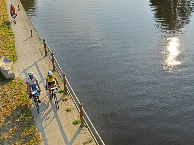 A vélo en bord de Mayenne