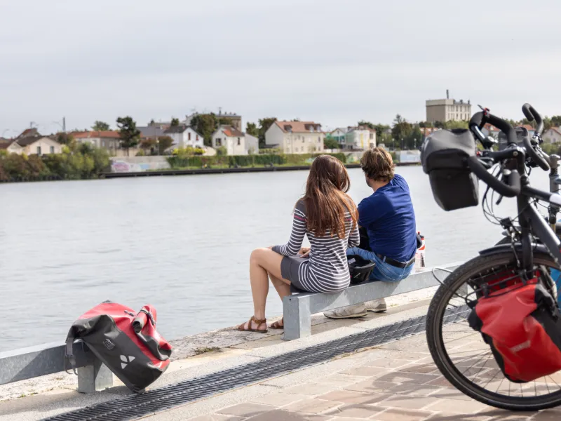 Aire de repos pour cyclistes - Port de Choisy-le-Roi