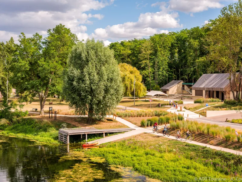 Azay-sur-Cher aire cyclotouristique