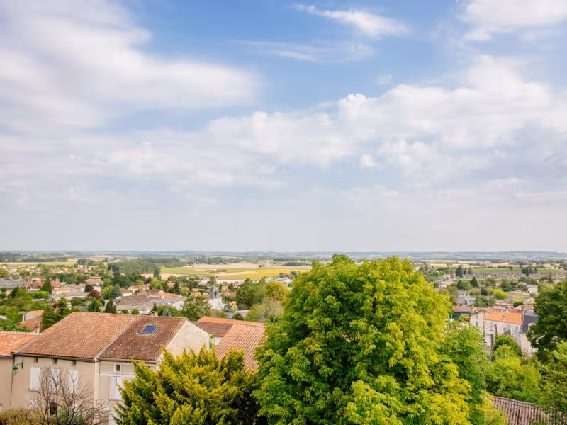Barbezieux vue sur les toits