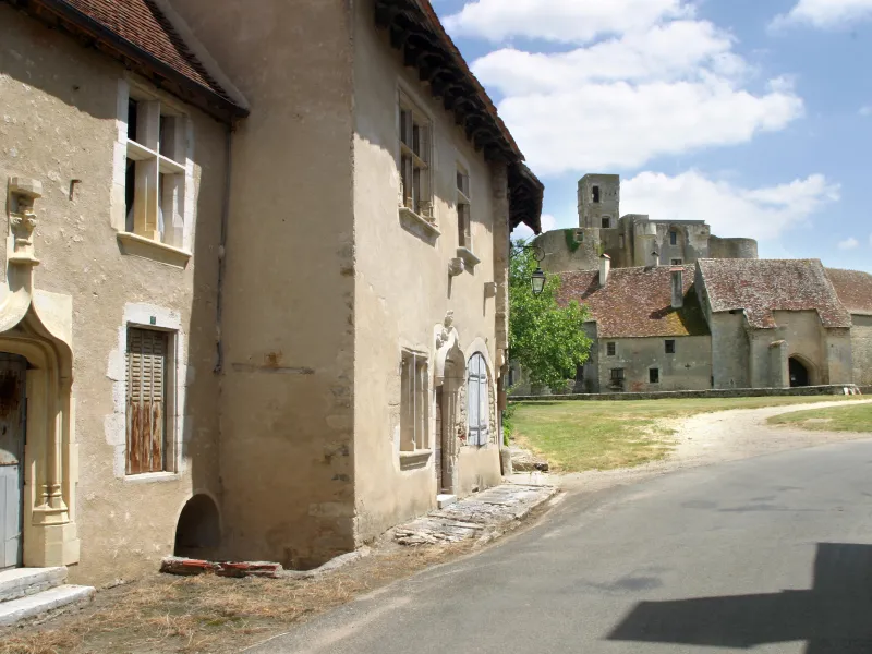 Village médiéval à Sagonne