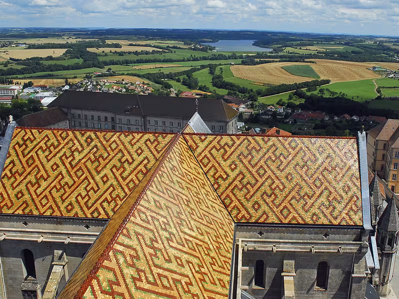 Toit de la cathédrale de Langres