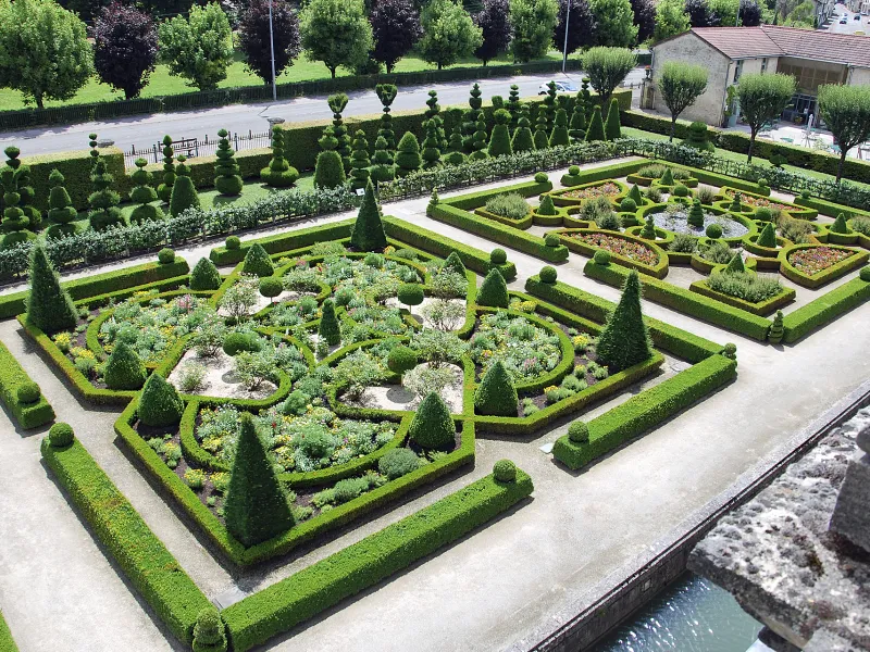 Grand jardin du château de Joinville