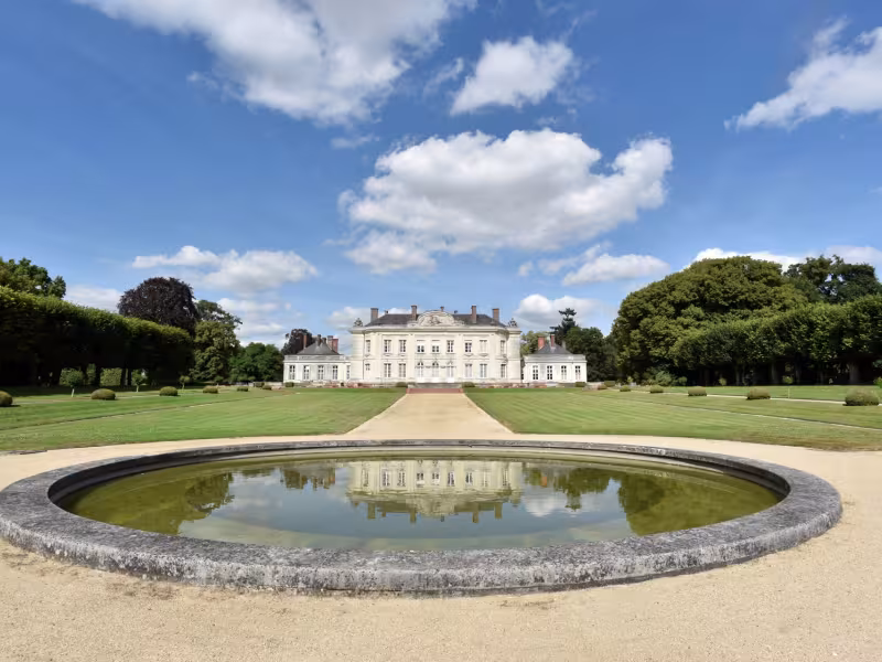 Château de Craon du XVIIIe siècle et son parc