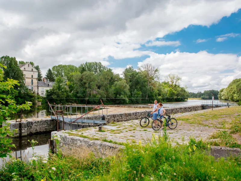 Cyclistes à Montrichard