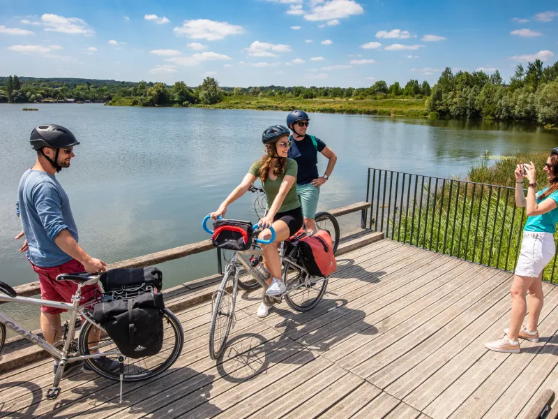 Pause à vélo au Parc du Peuple de l'Herbe à Carrières-sous-Poissy