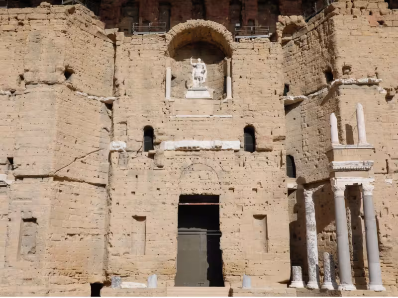 Façade du théâtre antique à Orange