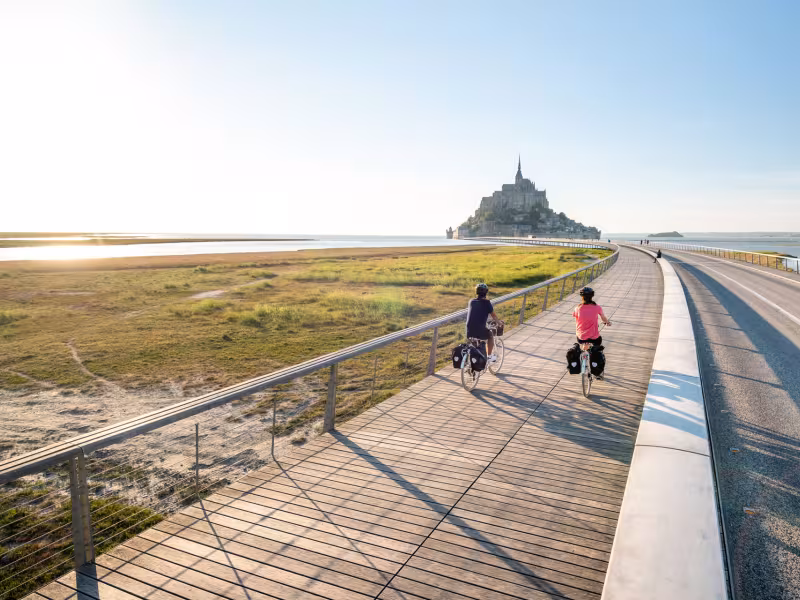 Arrivée au Mont-Saint-Michel à vélo - La Vélomaritime / EuroVelo 4