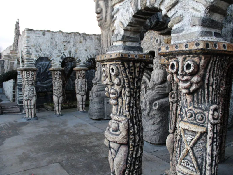 L'insolite musée Robert Tatin