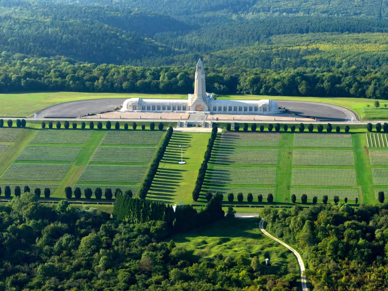 Ossuaire de Douaumont (Verdun)