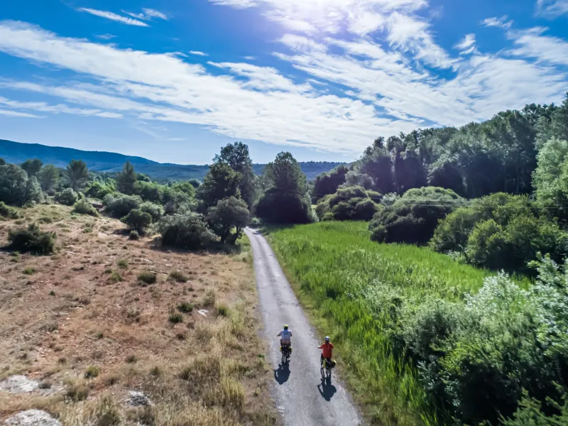Petite route sur La Méditerranée à vélo - Jouques