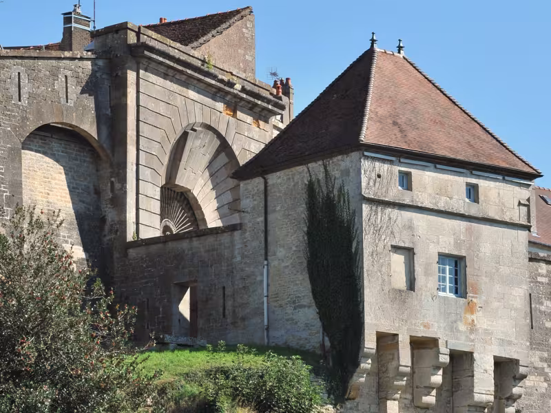 Portes de l'hôtel de ville de Langres
