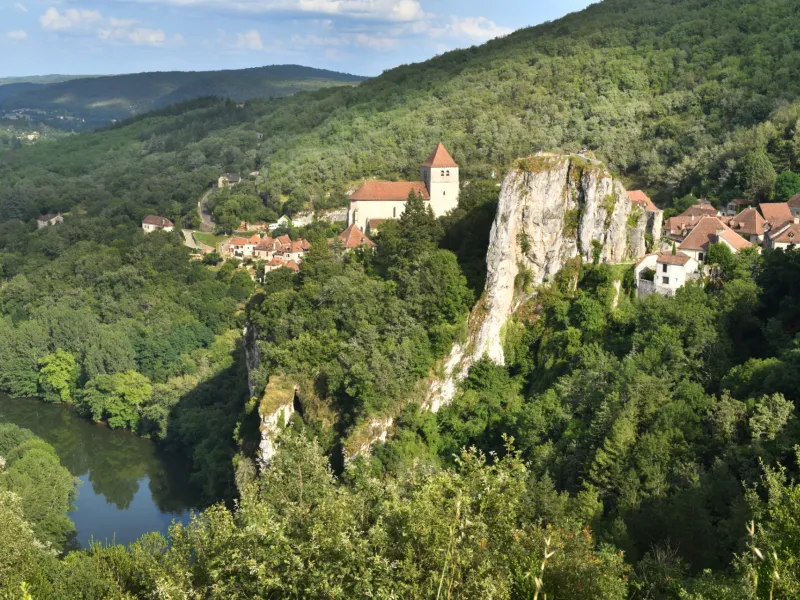 Vue plongeante sur St-Cirq-Lapopie