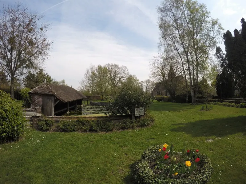 Source du Loir à Saint-Éman