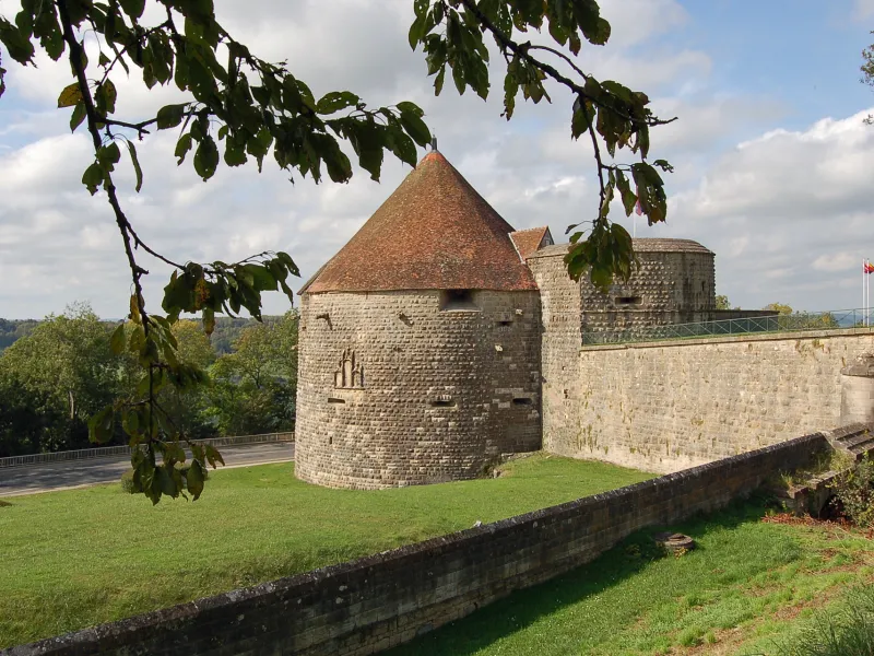 Tour de Navarre à Langres