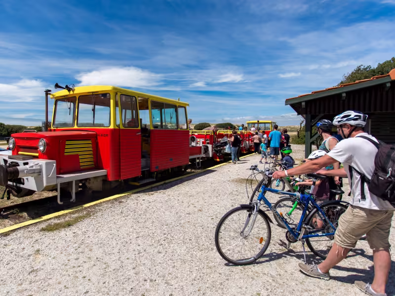 Train touristique à Soulac-sur-Mer