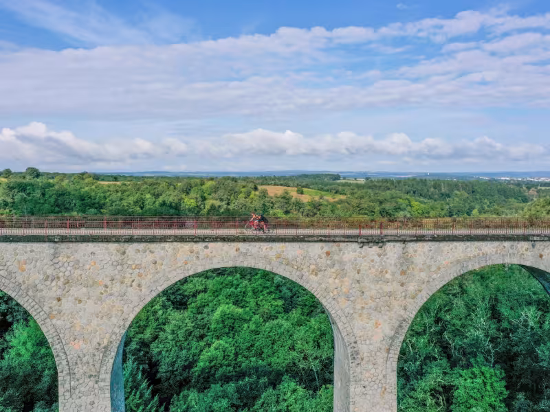 Viaduc ferroviaire sur l'Allier