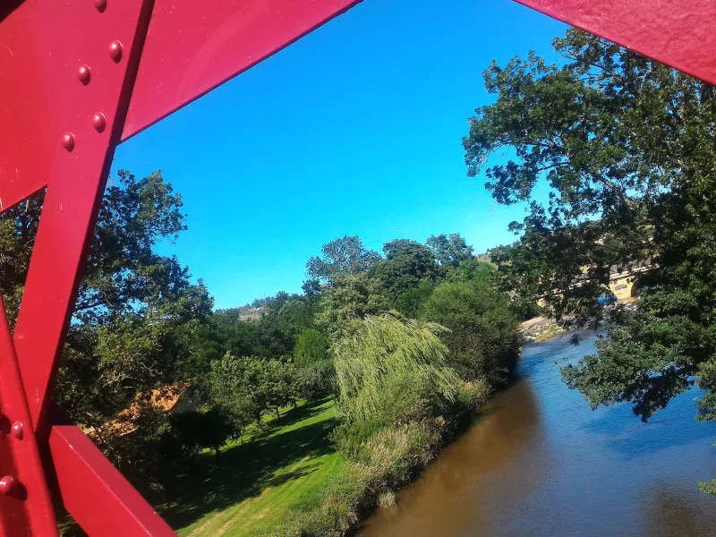 Vue sur Loire depuis le pont de Sornin