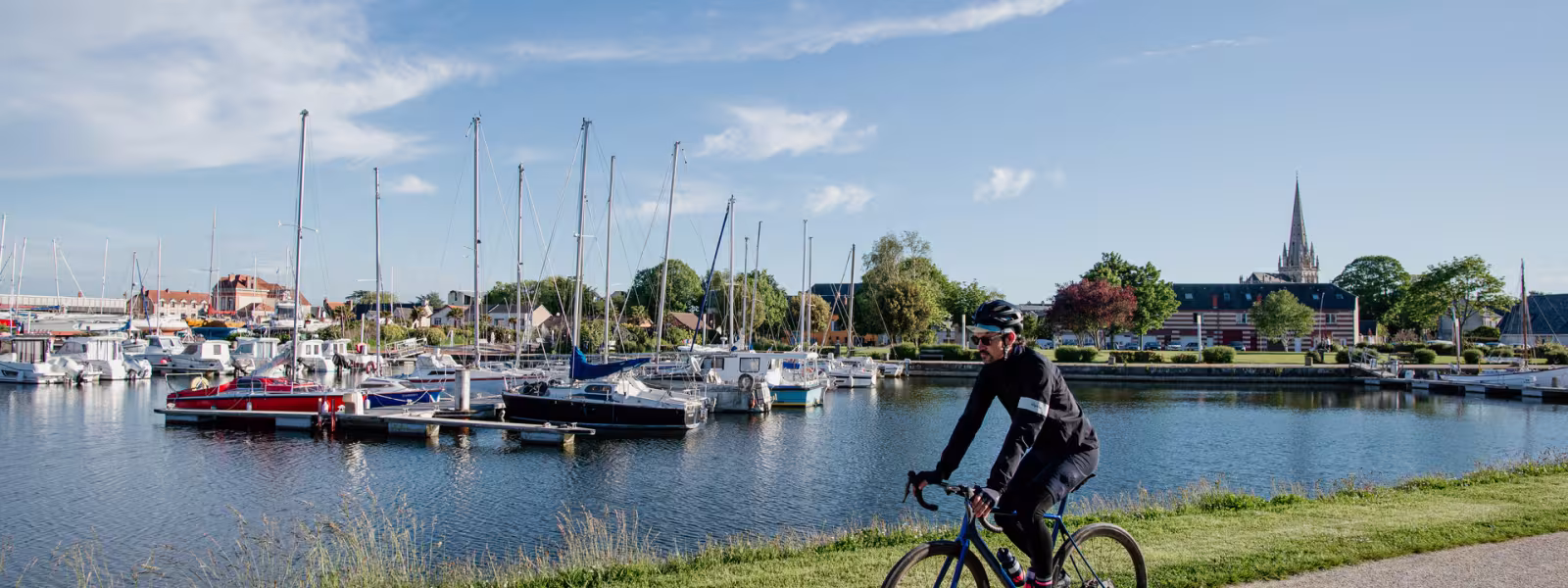 Port de Carentan à vélo