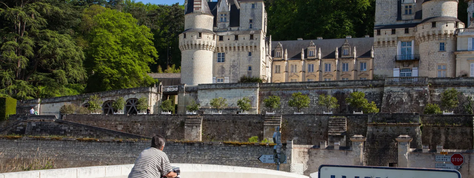 Arrivée à vélo au Château d'Ussé à Rigny