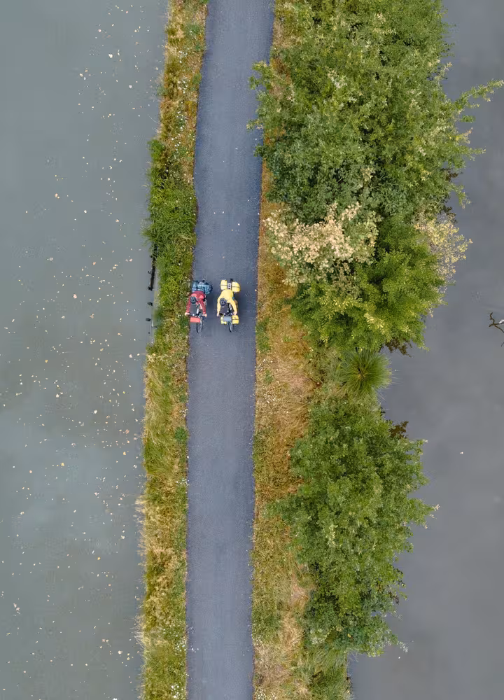 Au bord de l'eau à Montmotier