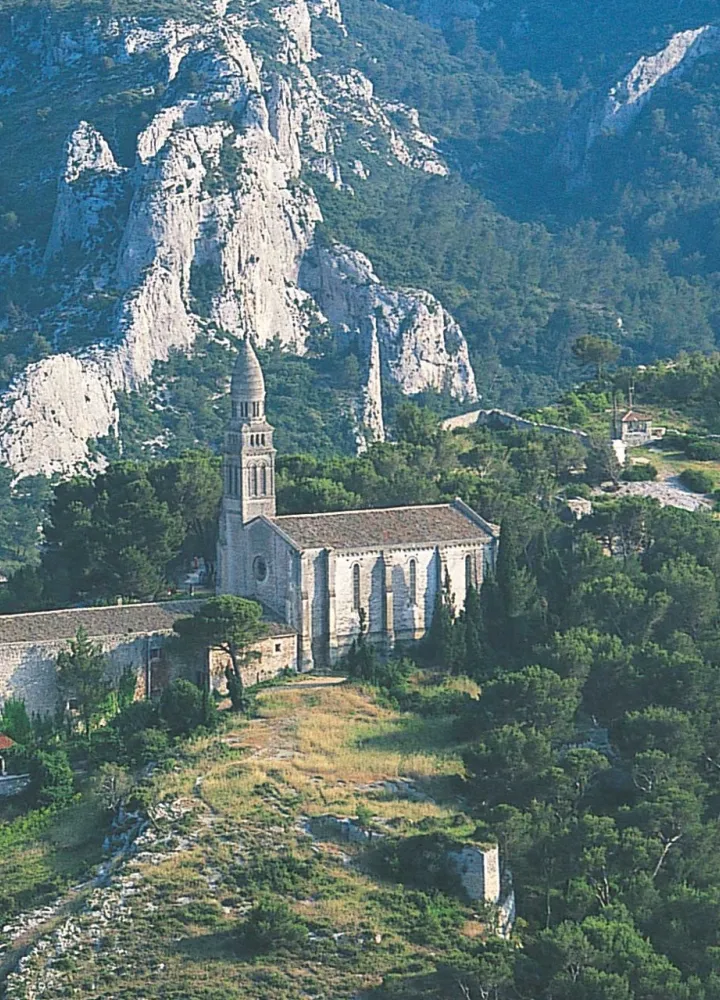 La chapelle Notre-Dame de Beauregard, Alpilles