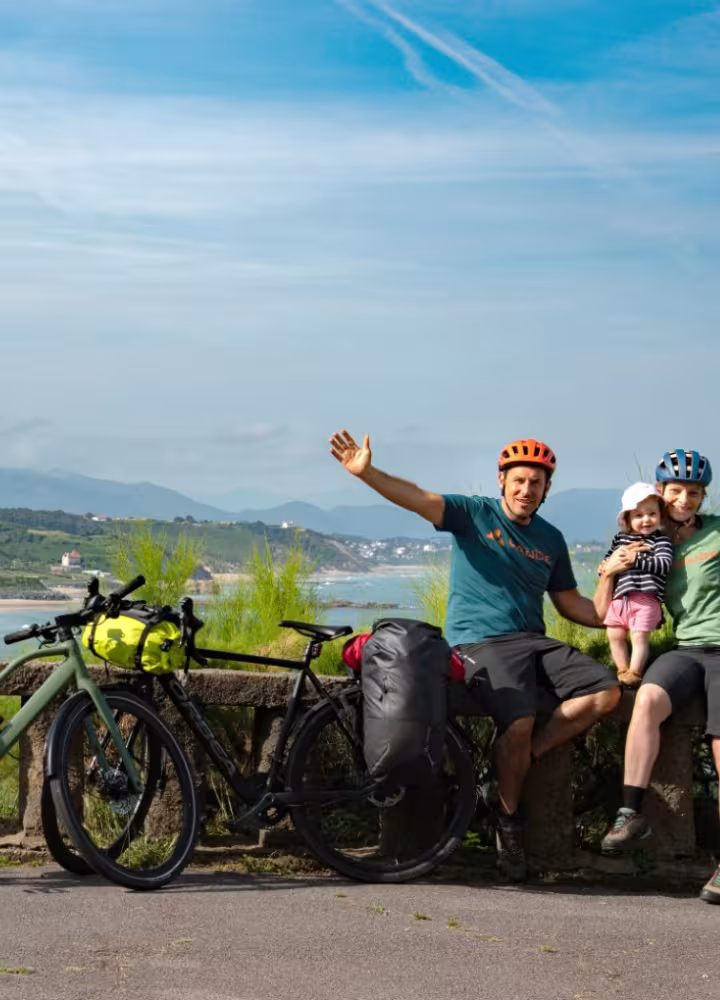 Départ d'un voyage à vélo en famille sur la Vélosud