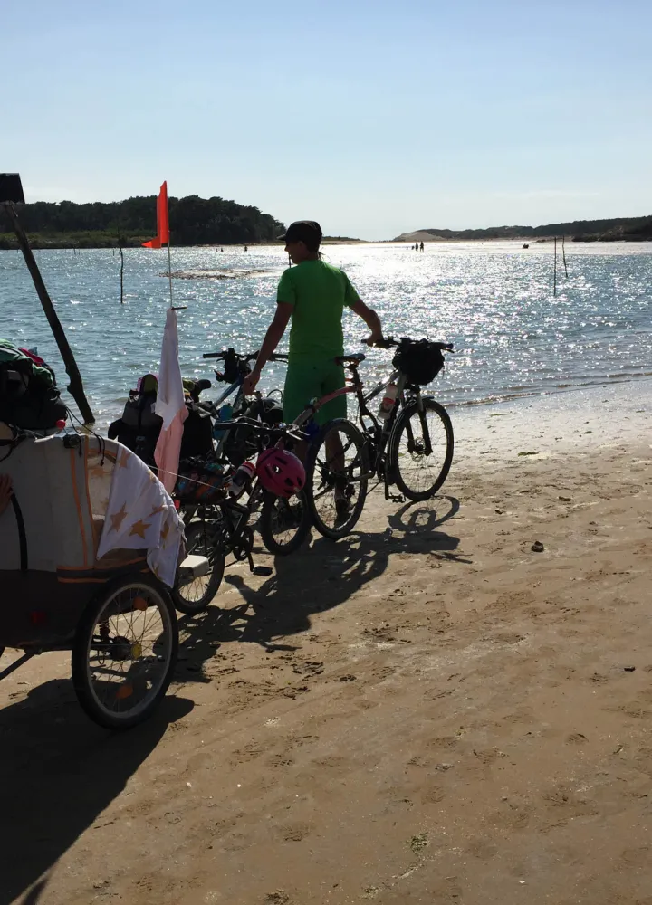 Graine de Baroudeurs : Famille de voyageurs à vélo