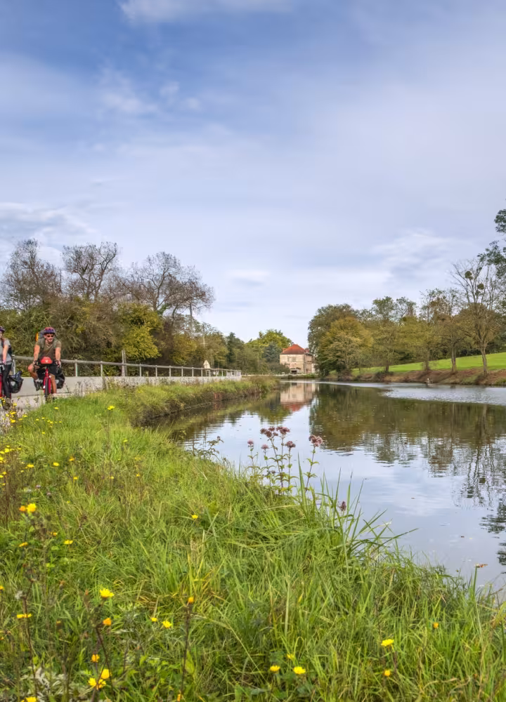 Canal du Centre entre Montceau-les-Mines et Blanzy