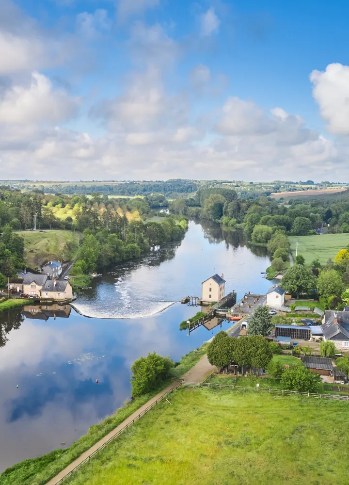 Ecluse d'Origné en bords de Mayenne