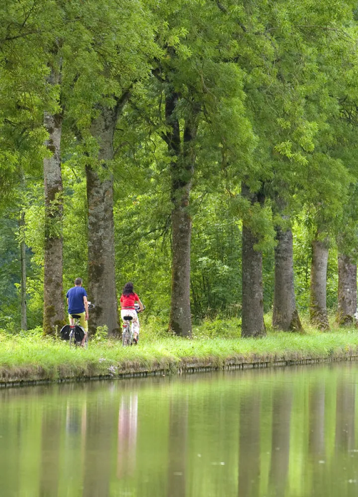 Der Burgund-Kanal mit dem Fahrrad nach La Bussière-sur-Ouche
