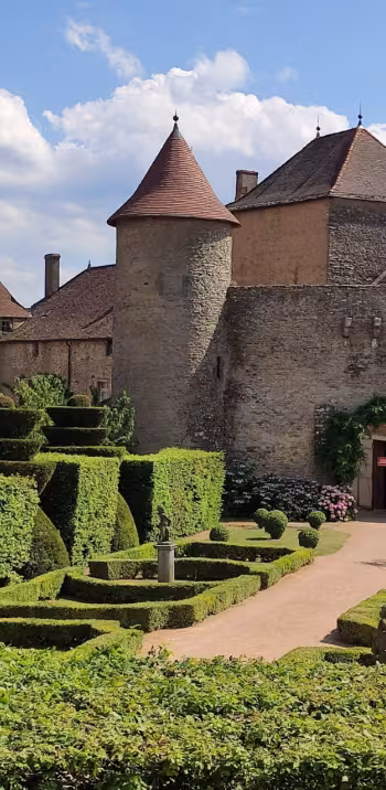 Château de Berzé le Chatel