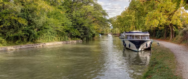 Le canal du Midi avec Grand Angle